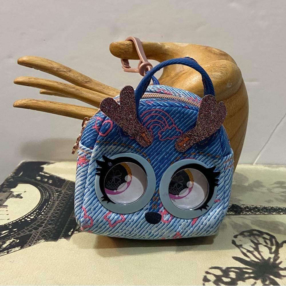 Purse pets blue and pink girl rain deer, coin purse, bag charm. Used.
